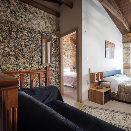 LOYTRA MOUNTAIN NATURE ANASTASIα